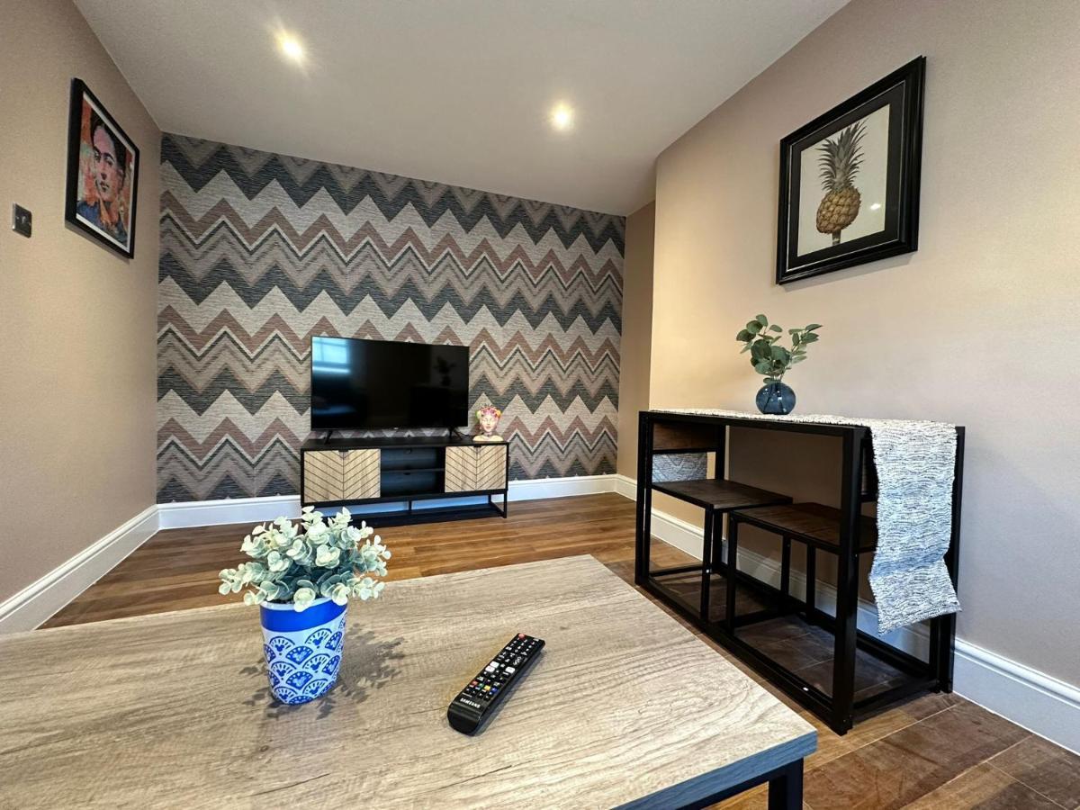 Funky 1 Bedroom Apartment Next To The Sea برايتون المظهر الخارجي الصورة